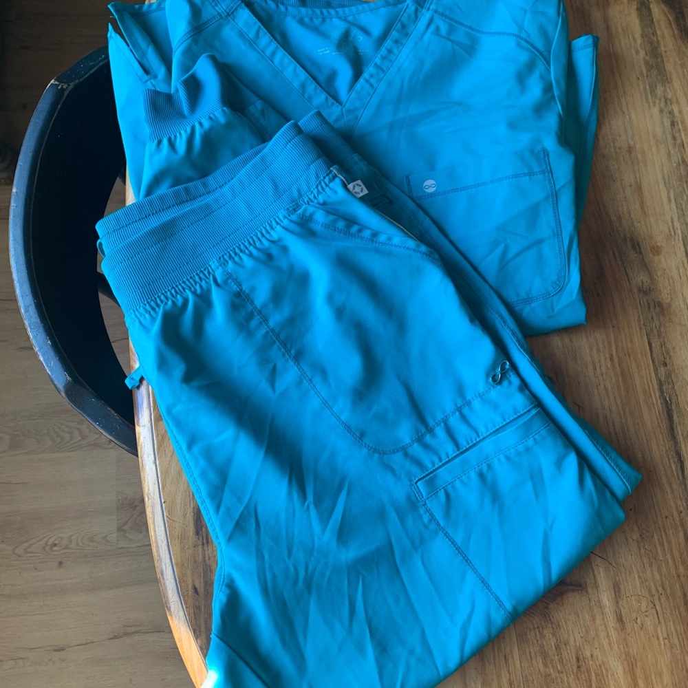 Blue Scrub Set. Cherokee Infinity. Size XL. Jogger pants